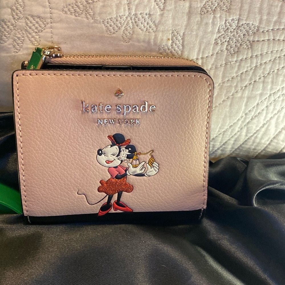 Kate Spade Disney Minnie Mouse bifold wallet - Picture 4 of 4
